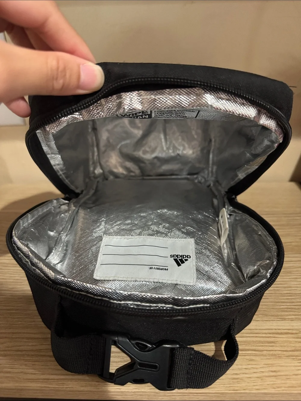 ⭐️ADIDAS SANTIAGO II LUNCH BAG